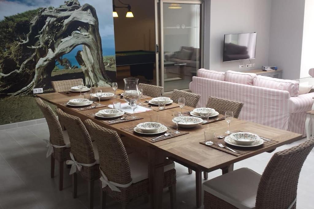 Luxury Villa At Golf Course คอสตา เด อันตีกัว ภายนอก รูปภาพ